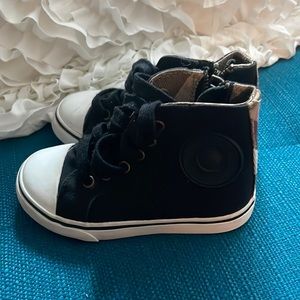 Burberry kids sneakers size 26
